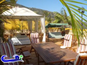 Ferienwohnungen mit Meerblick und Balkon; auf Wunsch mit Frühstück. Icod de los Vinos